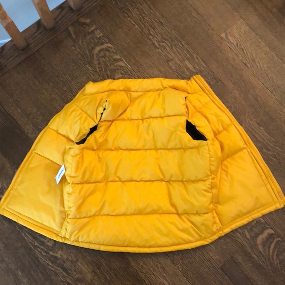 Host Pick! - Picture 4 of 4